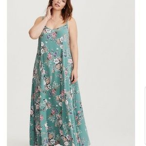 ISO this TORRID MAXI DRESS sz 2